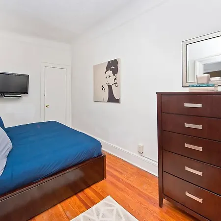 Apartment Central Two Bedroom In Times Square New York
