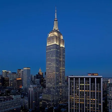 Luxury 2bdrm Midtown Apt With Views Apartment New York
