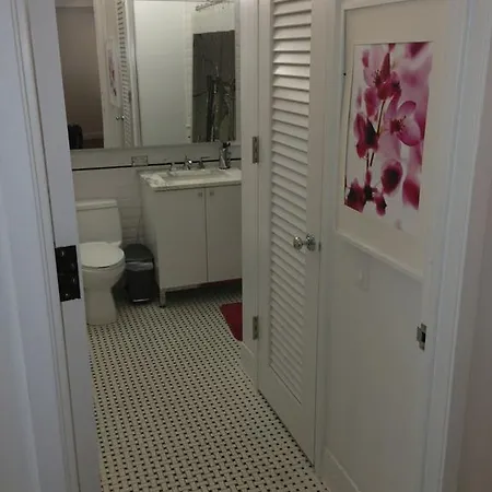 Apartment Uws Luxury Pad