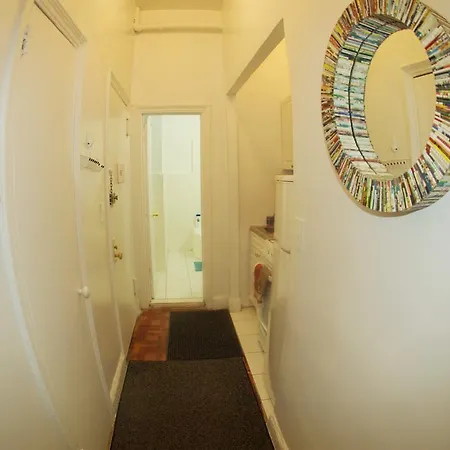 Apartment Cozy Studio Steps To United Nations E58