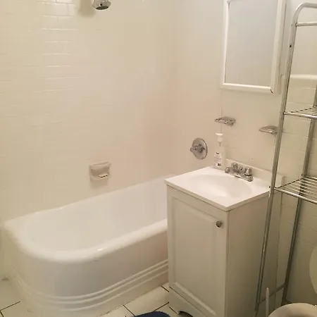 Cozy Studio Steps To United Nations E58 Apartment New York