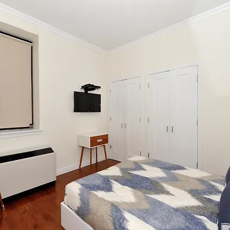 Midtown South One Bedroom *