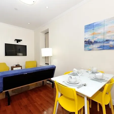Midtown South One Bedroom * New York