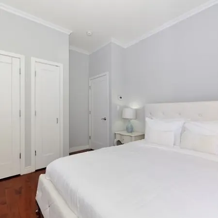 Midtown South One Bedroom New York
