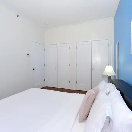 Apartment Midtown South One Bedroom *