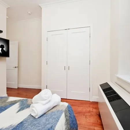 Apartment Midtown South One Bedroom *