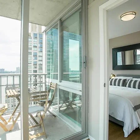 Apartment Three Bedroom With City View - Lincoln Center *