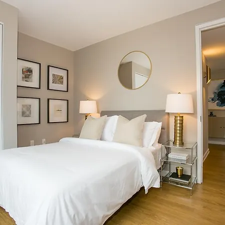 Three Bedroom With City View - Lincoln Center * New York