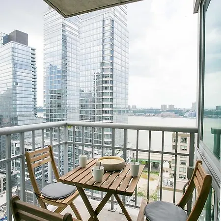 Three Bedroom With City View - Lincoln Center New York