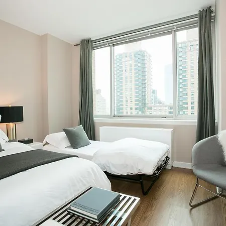 Apartment Three Bedroom With City View - Lincoln Center