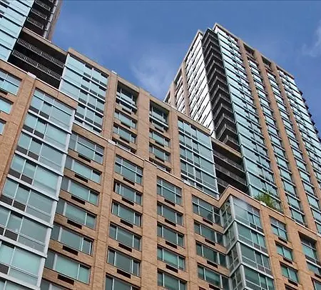 Three Bedroom With City View - Lincoln Center New York