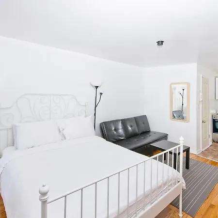 Gramercy Park Apartments * New York