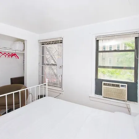 Gramercy Park Apartments Apartment *