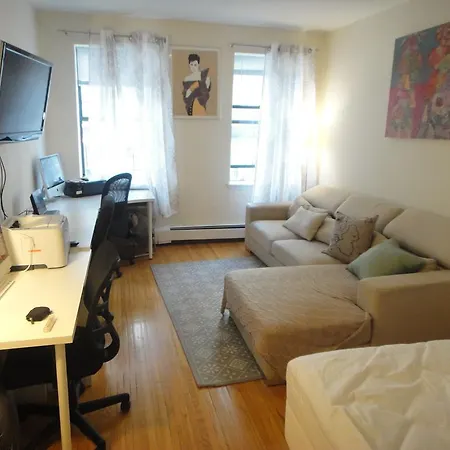 Bright Airy Prime Midtown W/elvator
