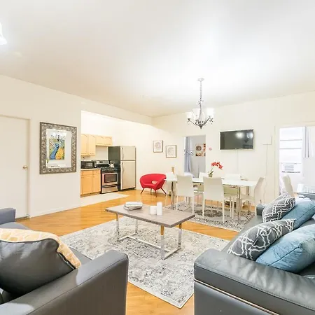 Apartment Harlem Three Bedroom New York