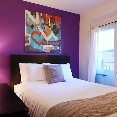 Apartment Harlem Three Bedroom *