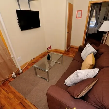 Apartment One-bedroom In Ues New York