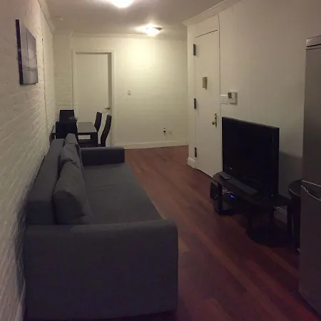 Comfortable Two Bedroom In East Village * New York