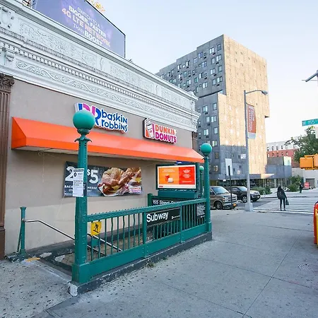 Deluxe Three Bedroom * New York