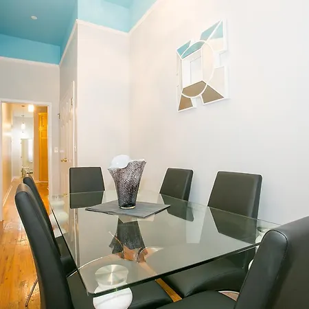 Deluxe Three Bedroom New York