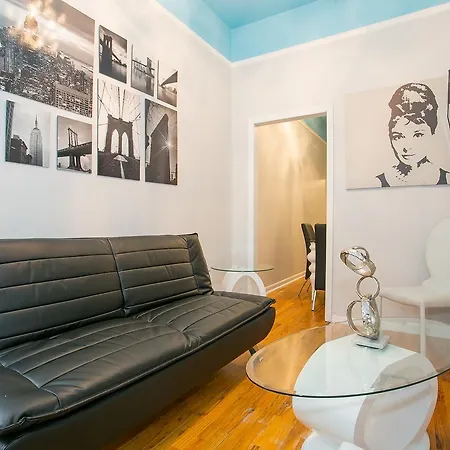 Apartment Deluxe Three Bedroom