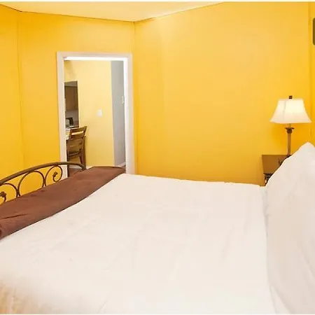 Harlem Three Bedroom Apartment *