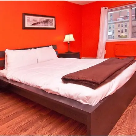 Apartment Harlem Three Bedroom New York