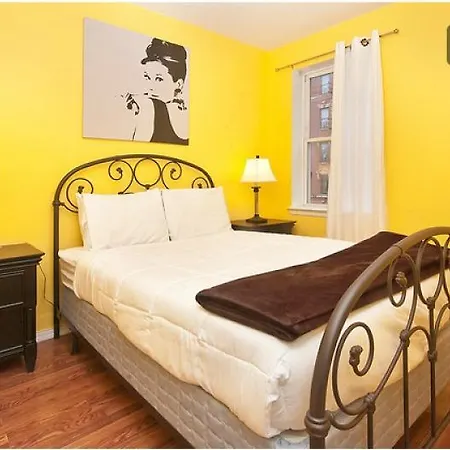 Apartment Harlem Three Bedroom New York