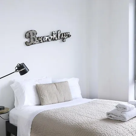 Amazing Apartment- Walking Distance To Times Sq Apartment *