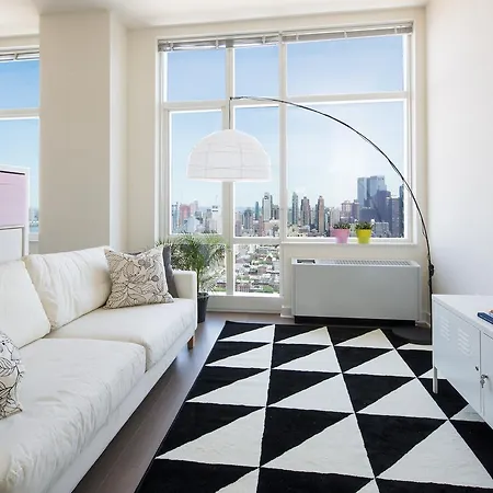 Amazing Apartment- Walking Distance To Times Sq Apartment New York