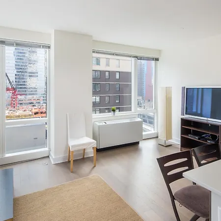 Amazing Apartment- Walking Distance To Times Sq