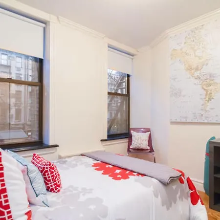 East Village Lovely Apartment