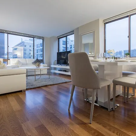Luxury 2 Bedrooms Upper West Side Manhattan