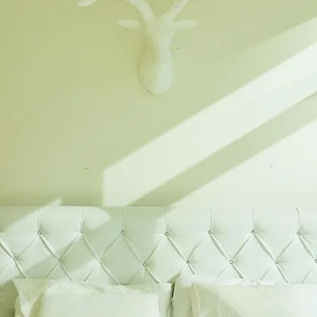 The Modern @ Rockefeller Apartment *