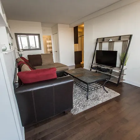 Midtown Luxury High Rise Apartment