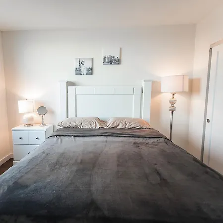 Midtown Luxury High Rise New York