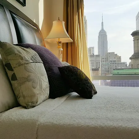 The Modern @ Rockefeller Apartment *