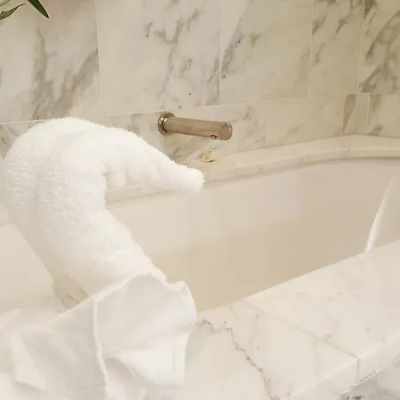 The Modern @ Rockefeller Apartment New York