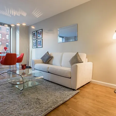 Luxury 2 Bedrooms Upper West Side Manhattan