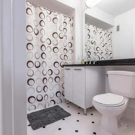 Luxury 2 Bedrooms Upper West Side Manhattan Apartment