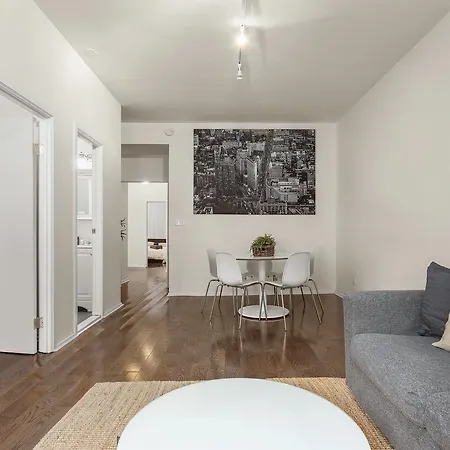 Beautiful Newly Renovated 3 Bedroom New York