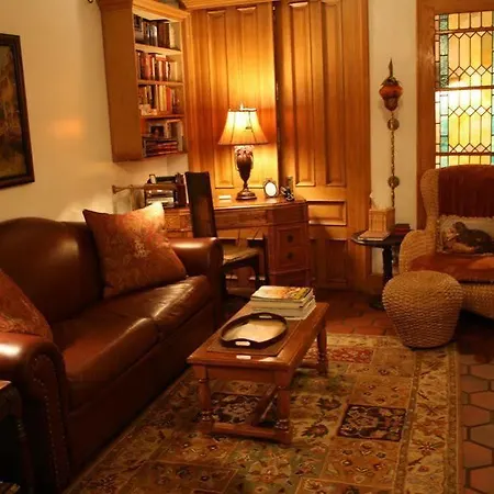Guest house City 5*