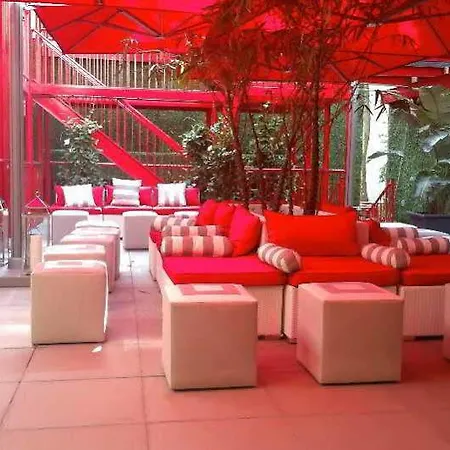 Chelsea Star Hotel 2*