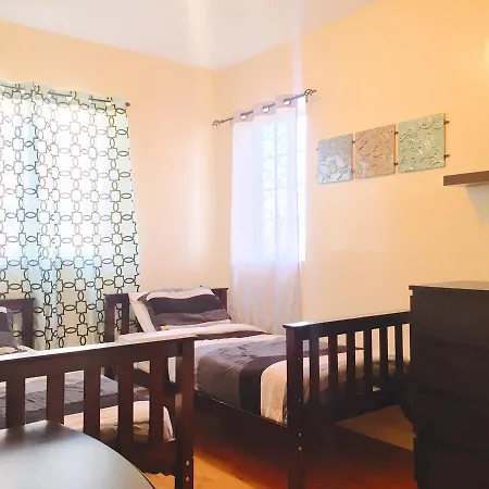2 Bedroom Flat Modern Decor * New York