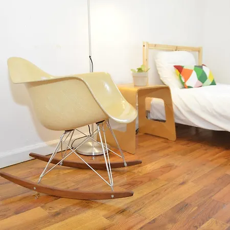 Classic Bed-stuy Brownstone Garden Apartment