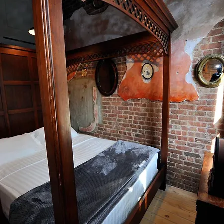 Apartment The Hendrix