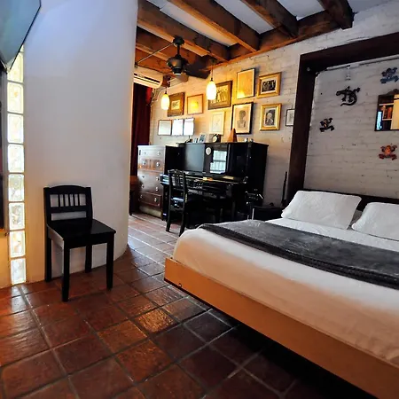 The Hendrix Apartment New York