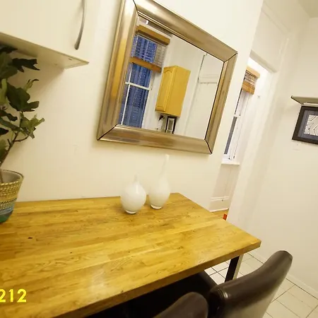 Apartment 1st Ave Apt 2