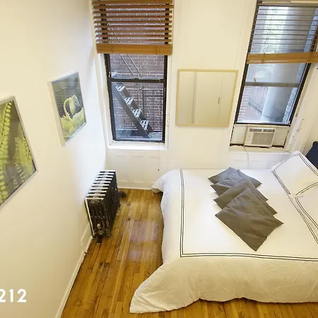 Apartment 1st Ave Apt 2