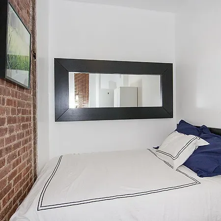 1st Ave Apt 9 New York